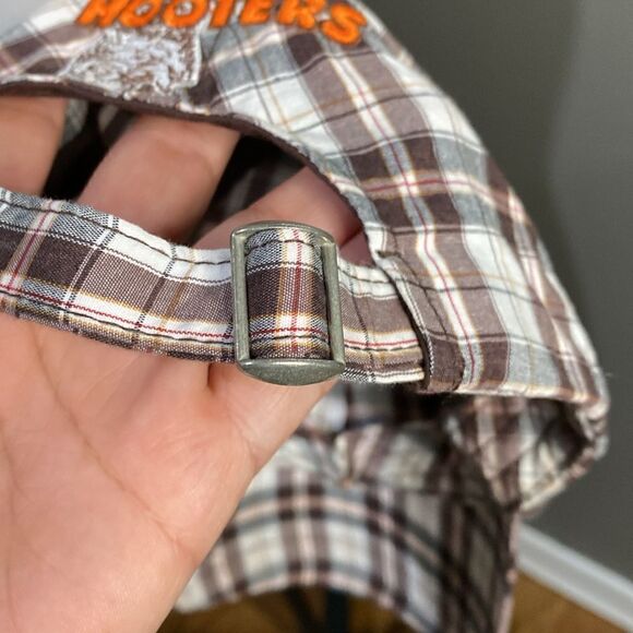 Hooters Plaid Baseball Hat Top of The World 100% cotton Embroidered Rare HTF - Picture 10 of 14